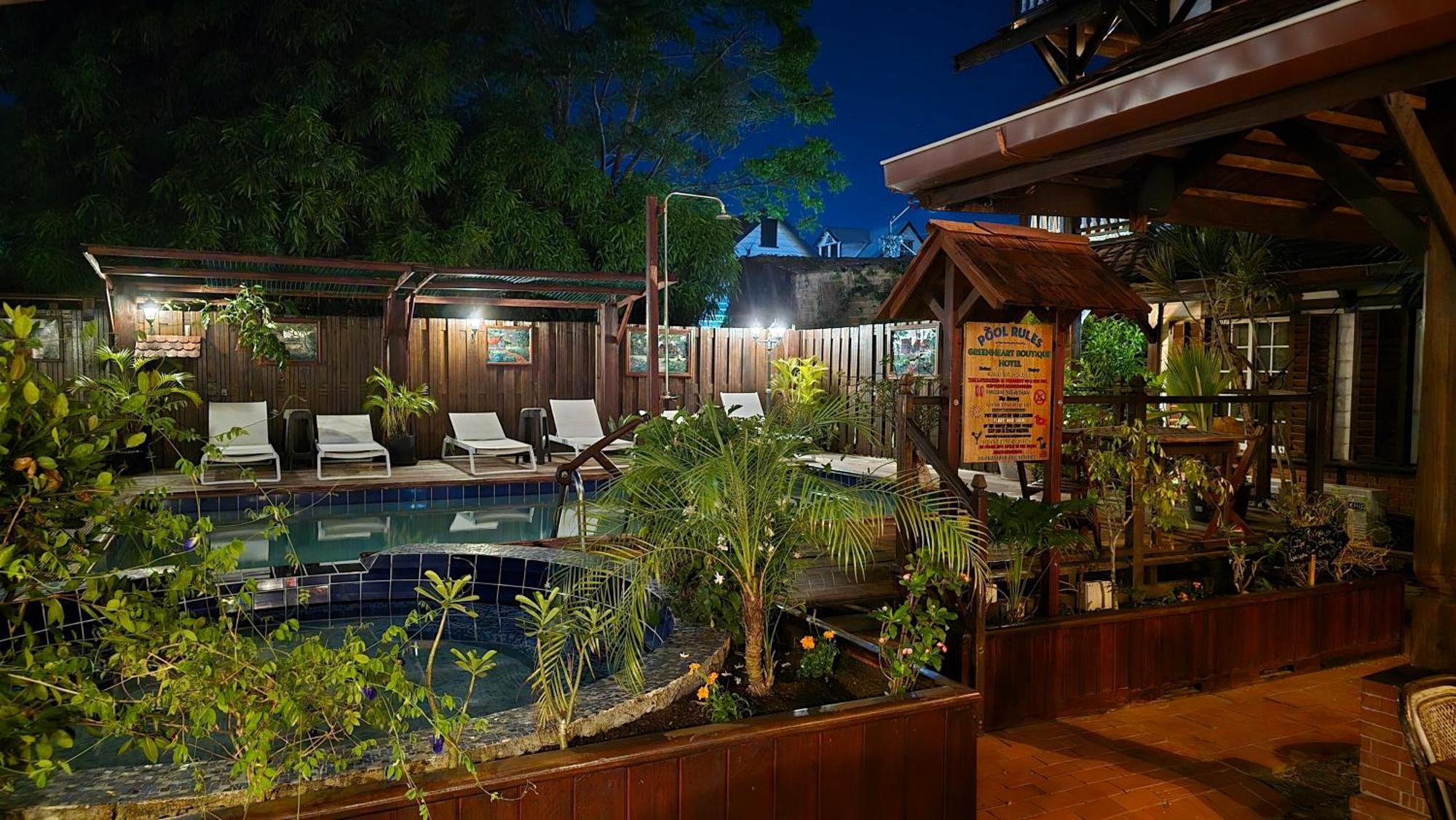 פרמריבו Greenheart Boutique Hotel מראה חיצוני תמונה